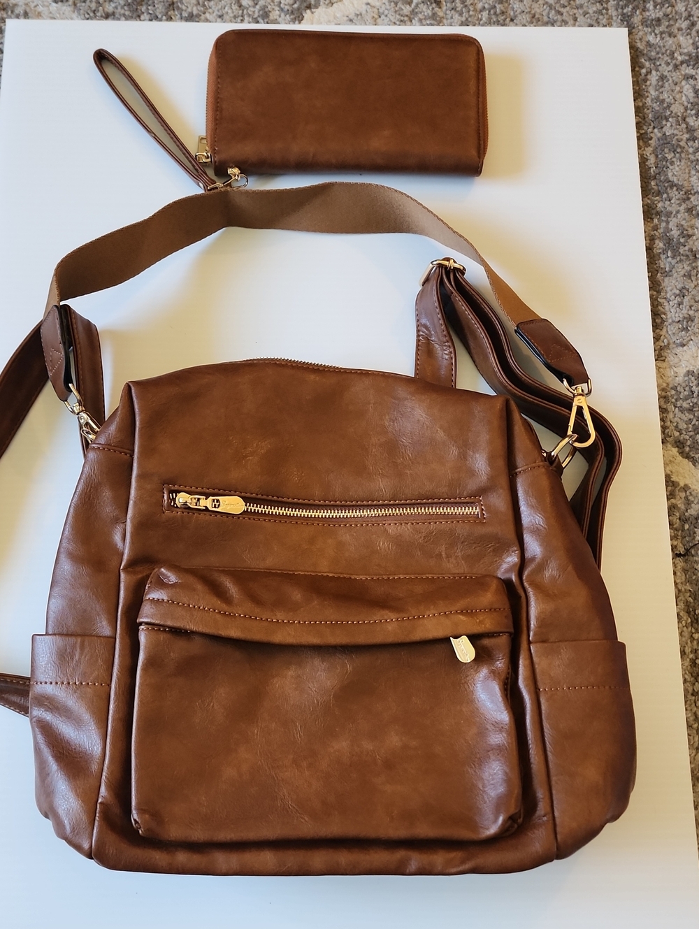 Soperwillton NWOT Brown Faux-Leather Women's Backpack with Matching Wallet.